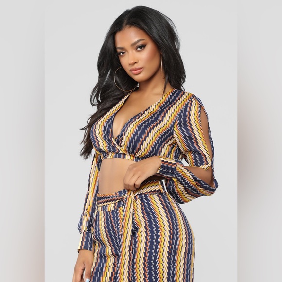 BRAND NEW 🔥 FASHION NOVA ISLAND IN THE SUN MATCHING SET (crop top and pants) - Picture 12 of 16